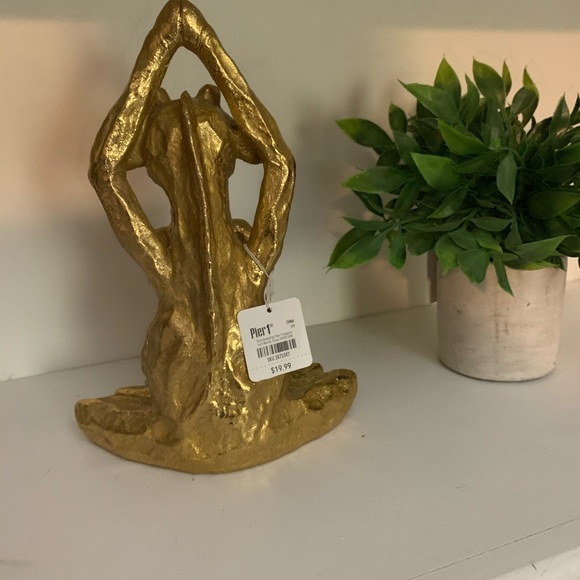 Pier 1 Accents Pier Golden Namaste Yoga Giraffes Statue Nwt Poshmark